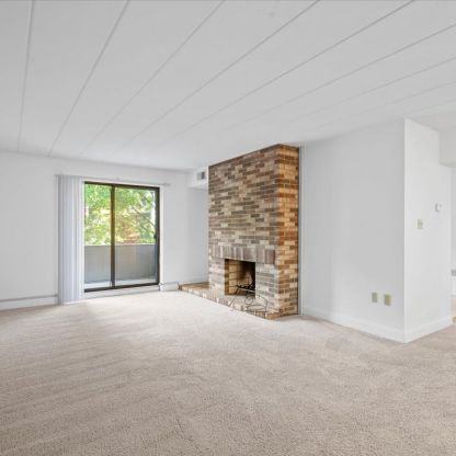 Apt. 205