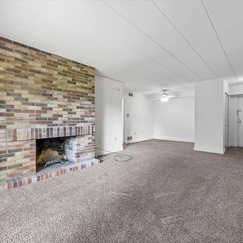 interior of Apt. 302