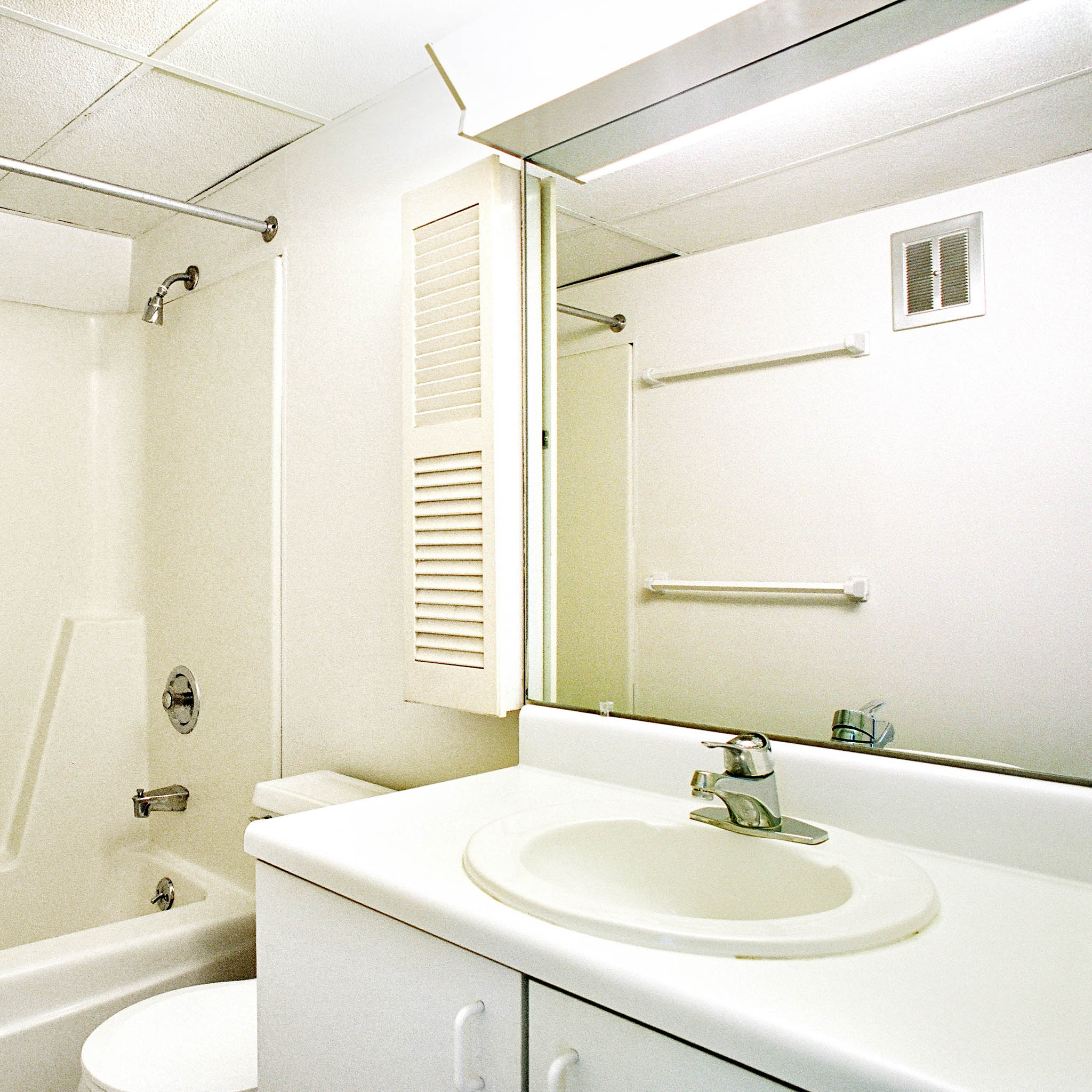 interior of Apt. 31