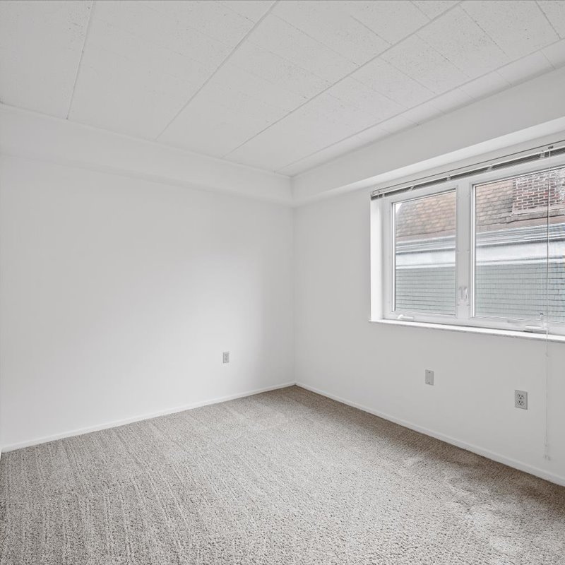 interior of Apt. 33