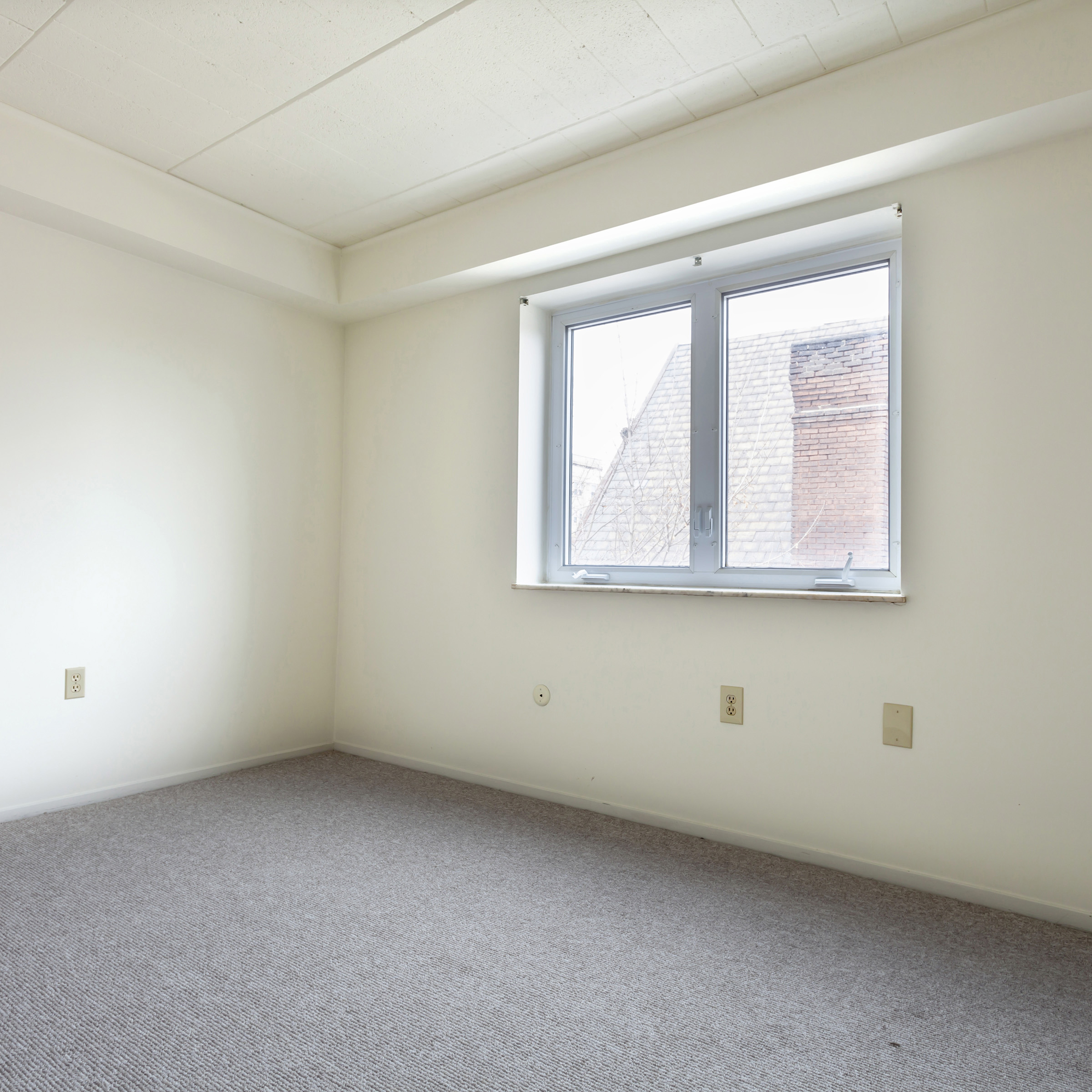 interior of Apt. 43