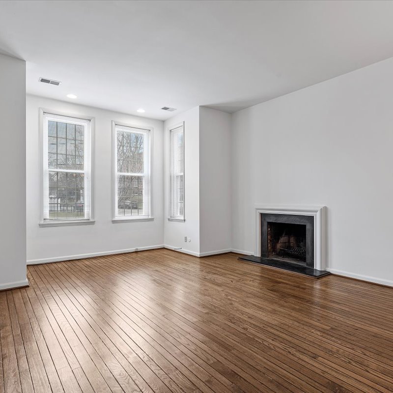 interior of Apt. 11