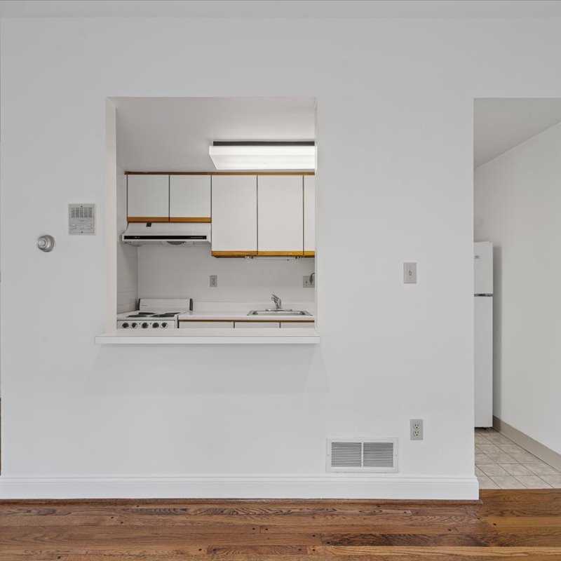interior of Apt. 22