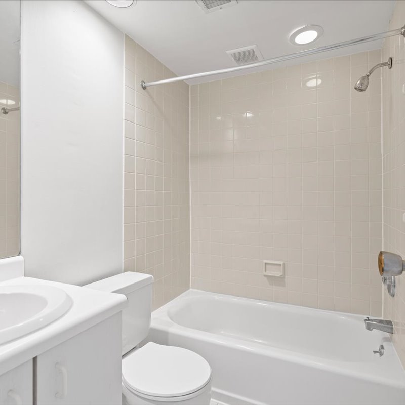 interior of Apt. 22