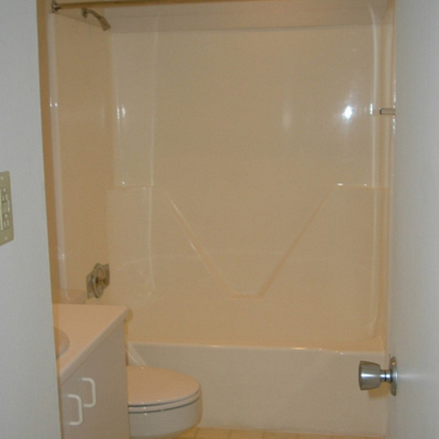 interior of Apt. 5