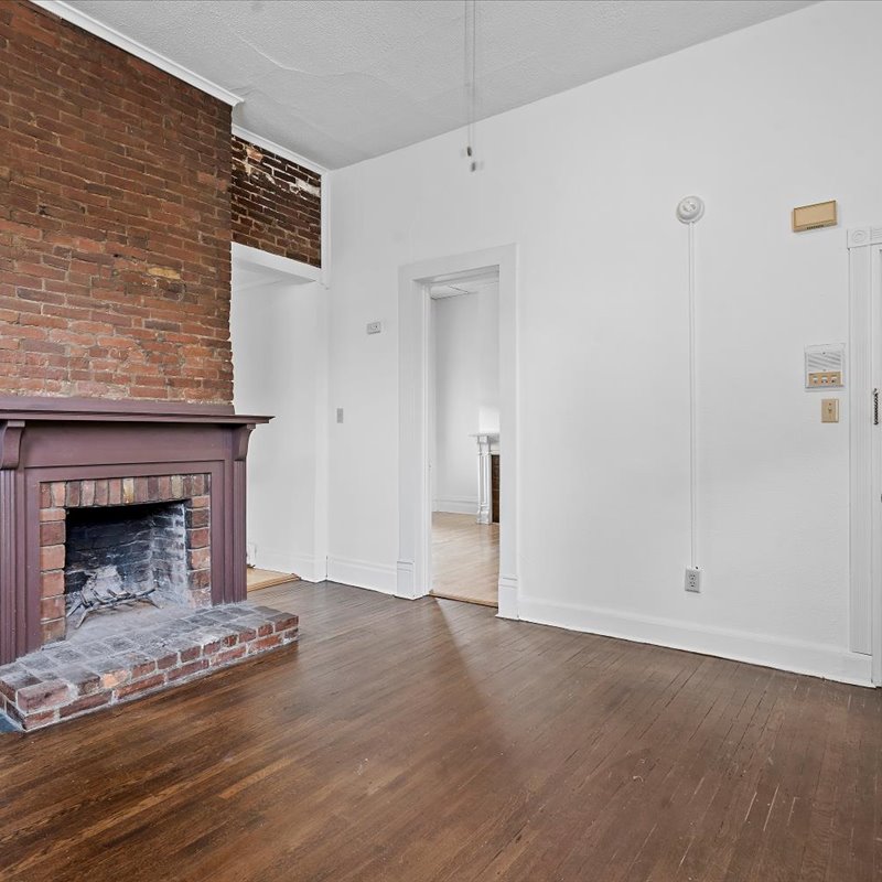 interior of Apt. 6