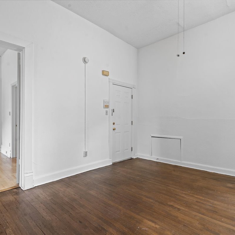 interior of Apt. 6