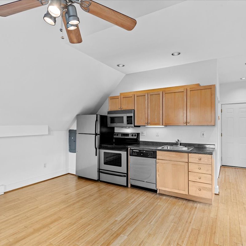 interior of Apt. 7