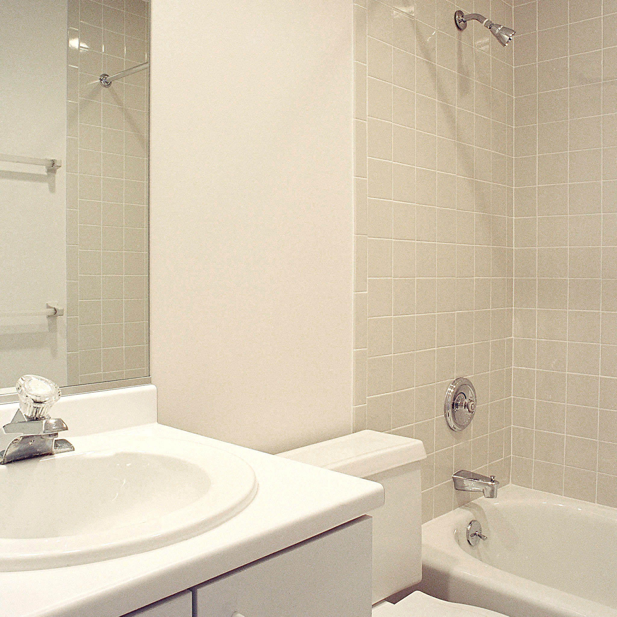 interior of Apt. 21