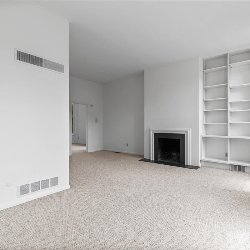 interior of Apt. 22