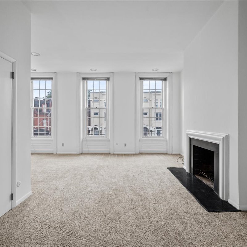 interior of Apt. 21