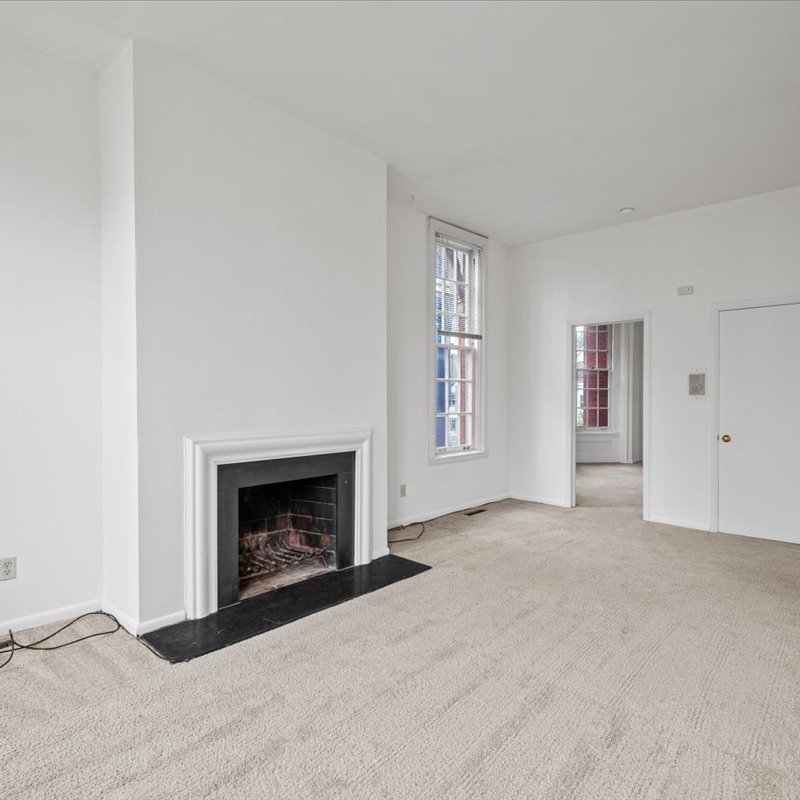 interior of Apt. 21