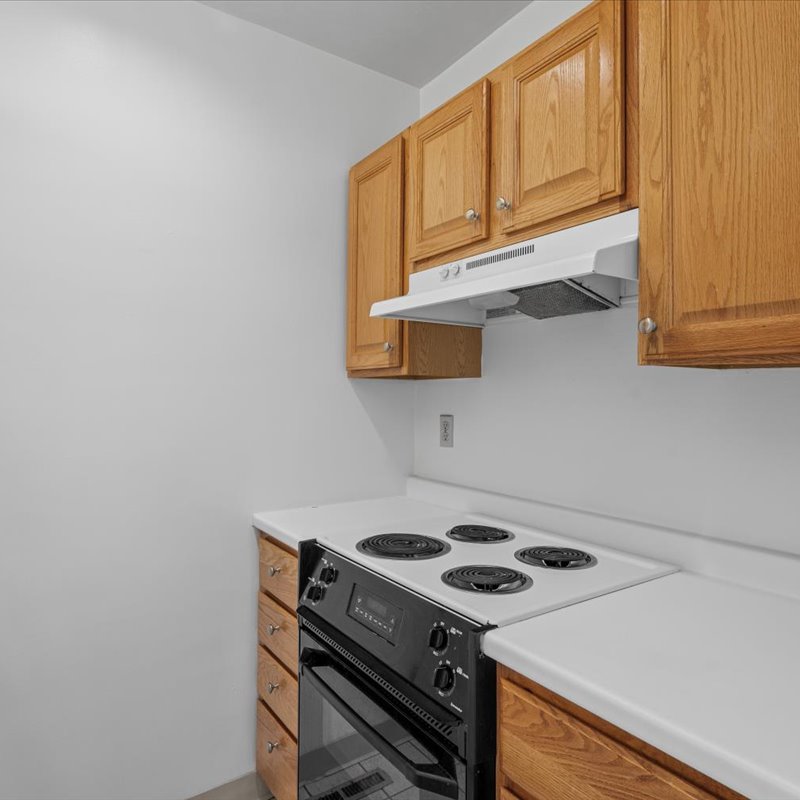 interior of Apt. 21