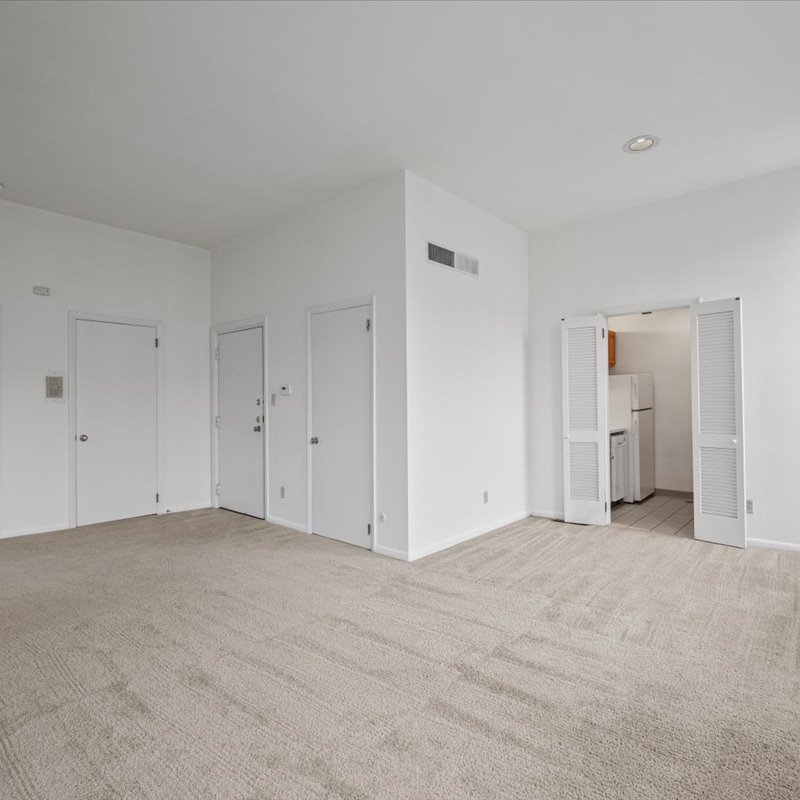 interior of Apt. 21