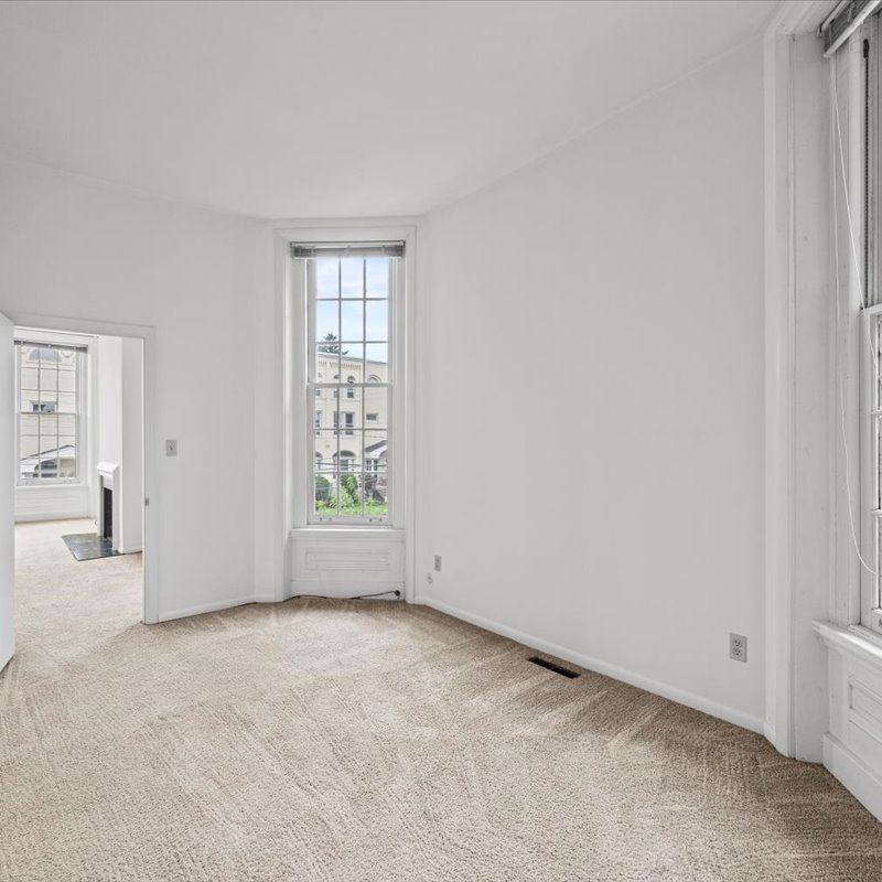 interior of Apt. 21