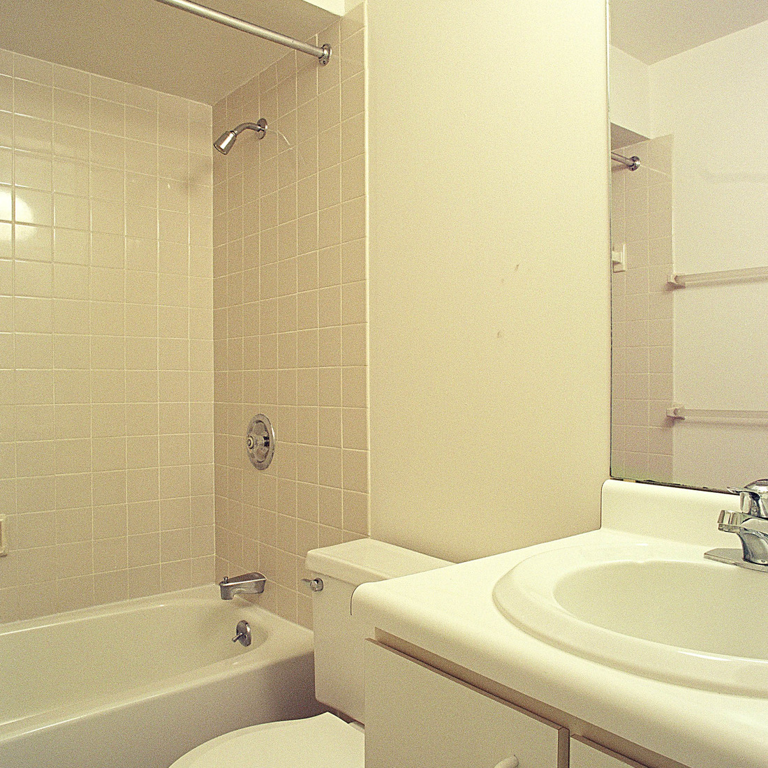 interior of Apt. 22
