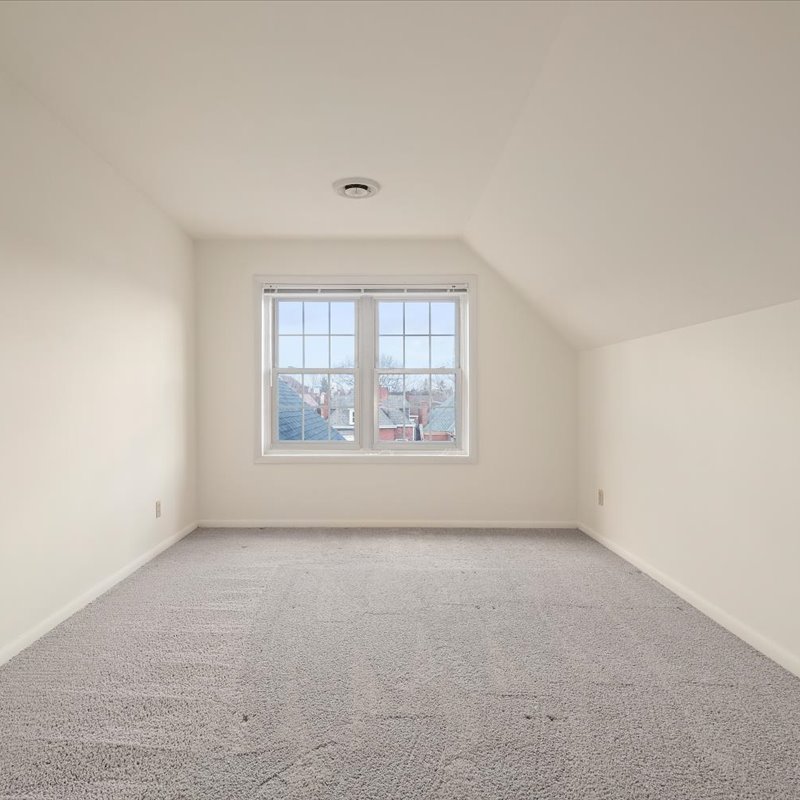 interior of Apt. 31