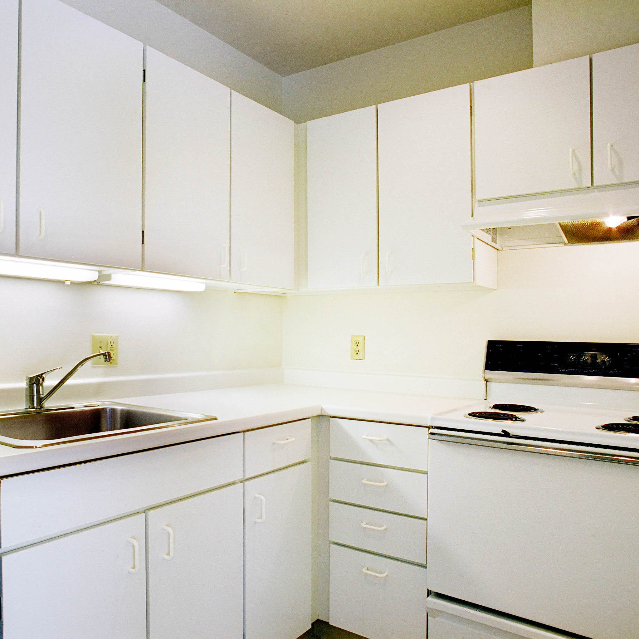 interior of Apt. 4