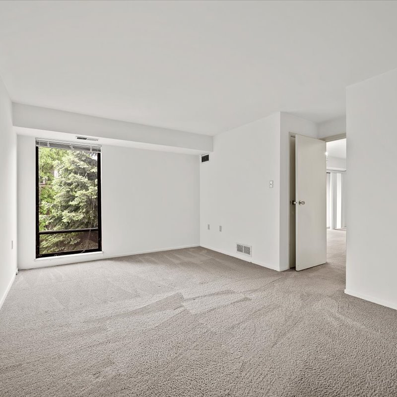 interior of Apt. 32