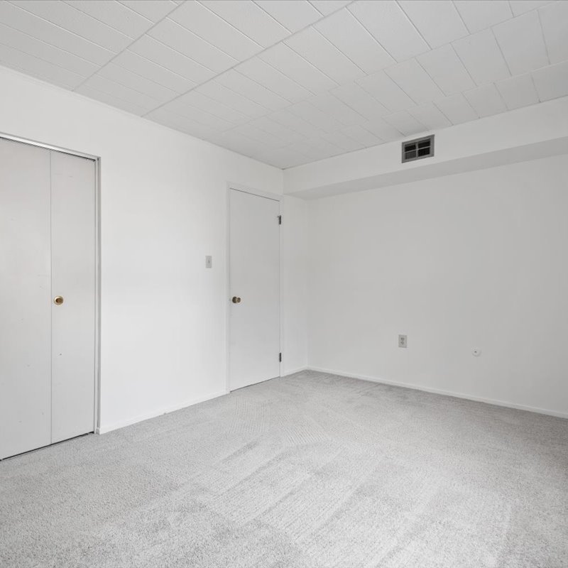 interior of Apt. 16