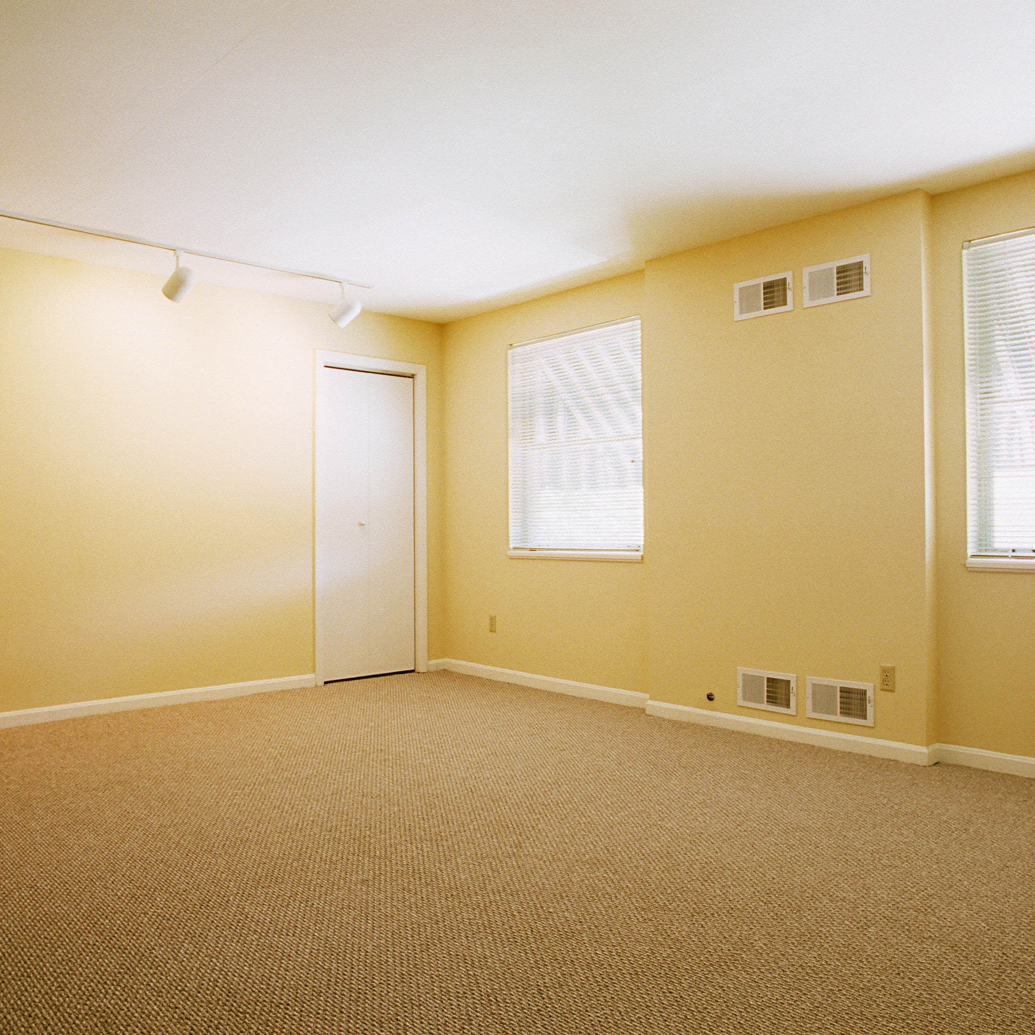 interior of Apt. 21