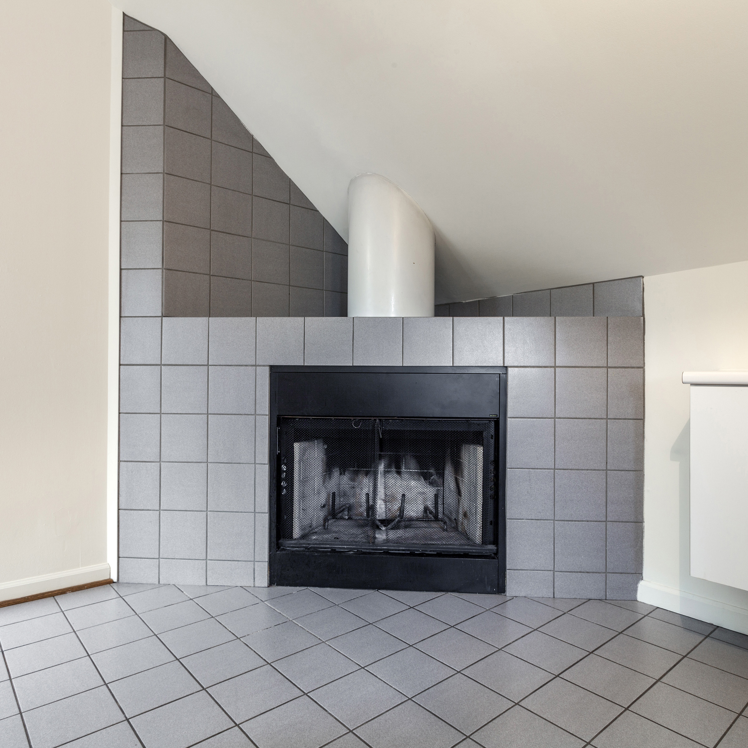 interior of Apt. 31