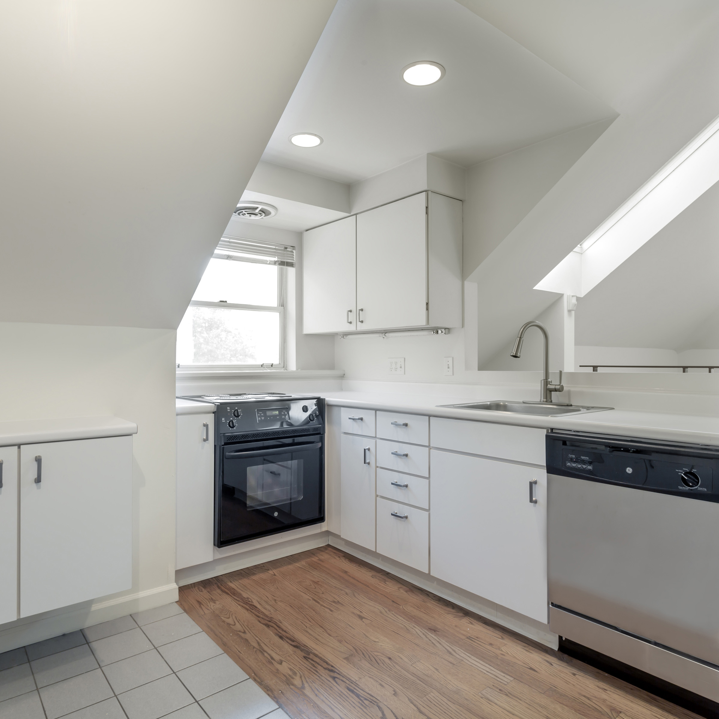 interior of Apt. 31