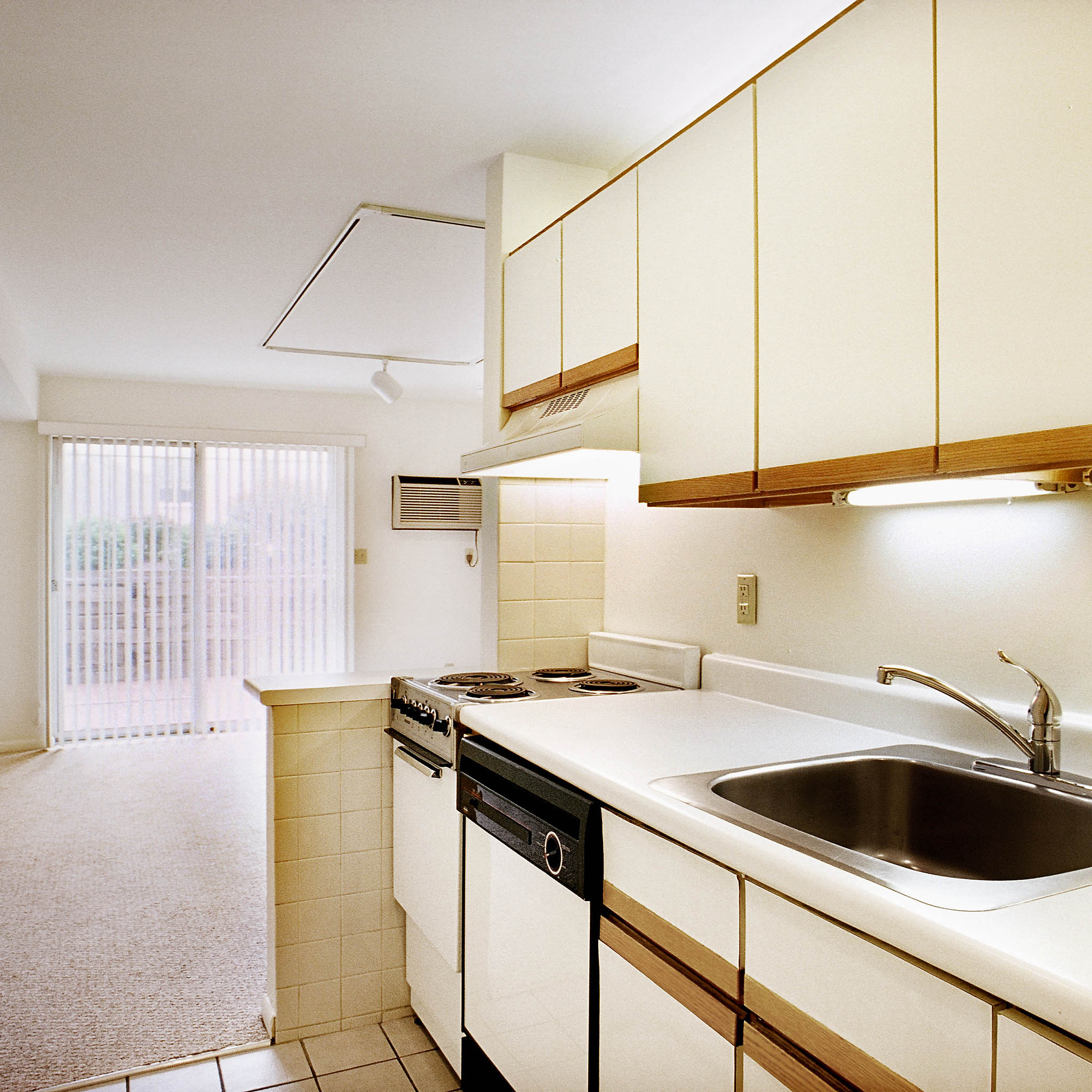 interior of Apt. 10