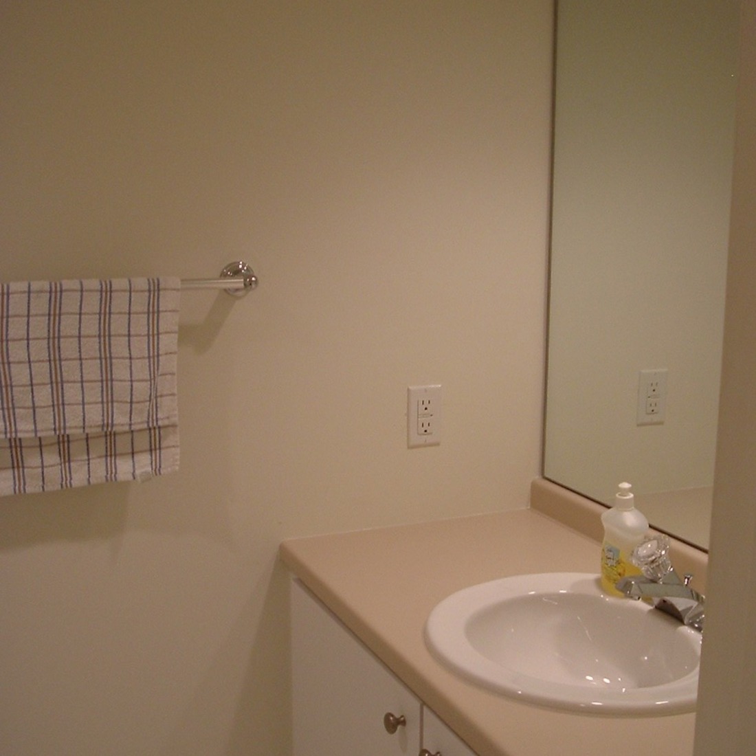 interior of 237 Carron