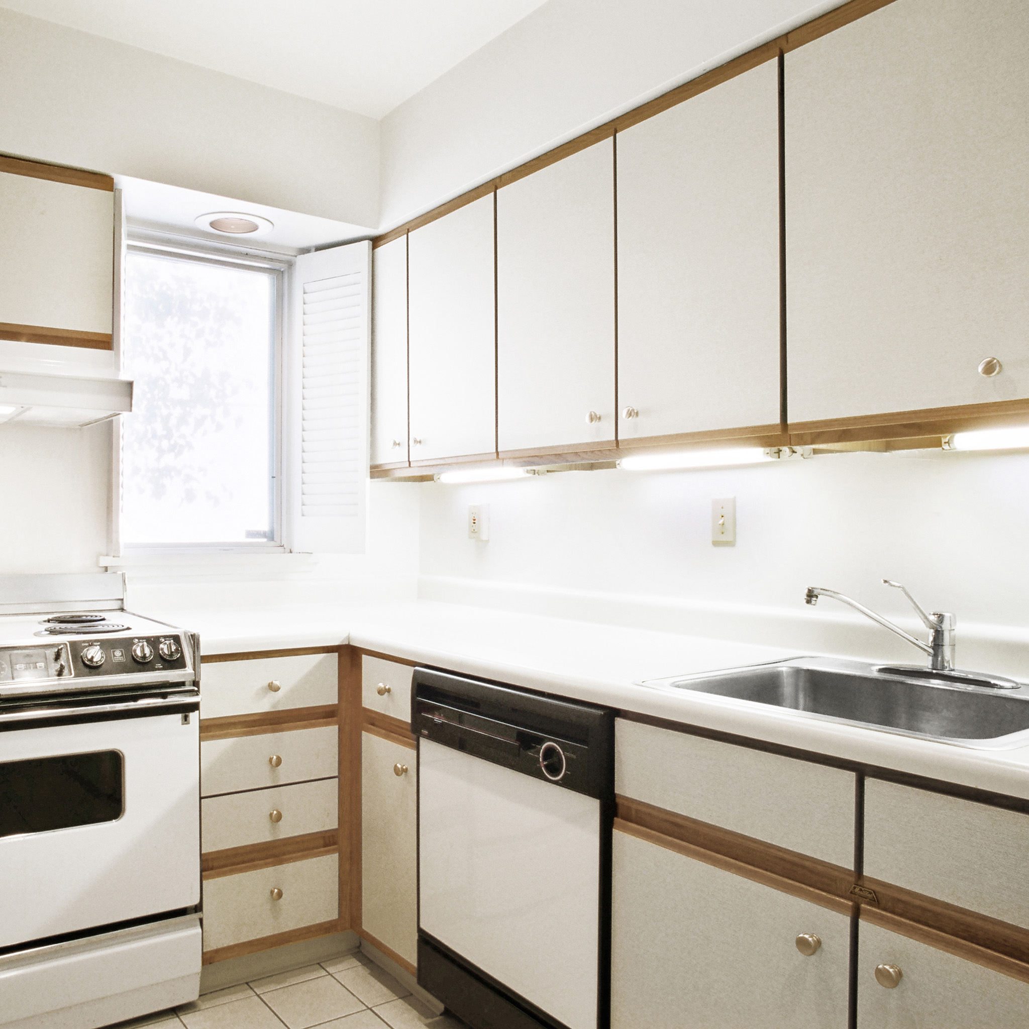 interior of Apt. 11