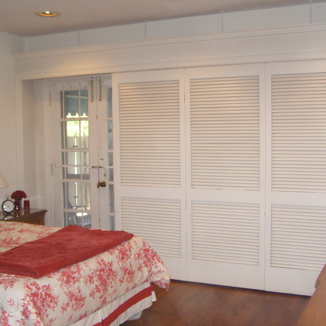 interior of Apt. 11