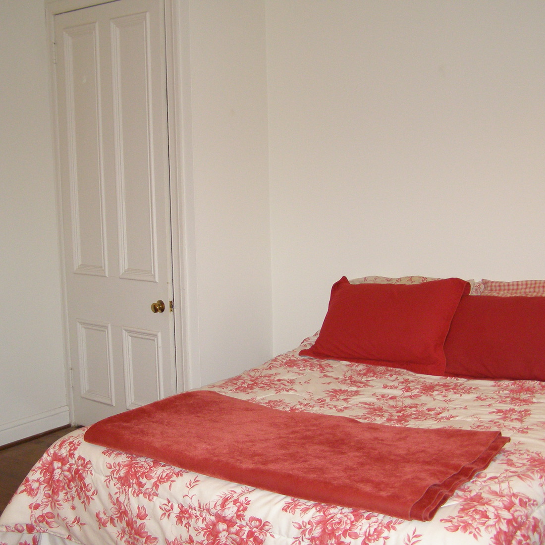 interior of Apt. 11