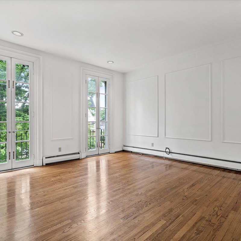interior of Apt. 21