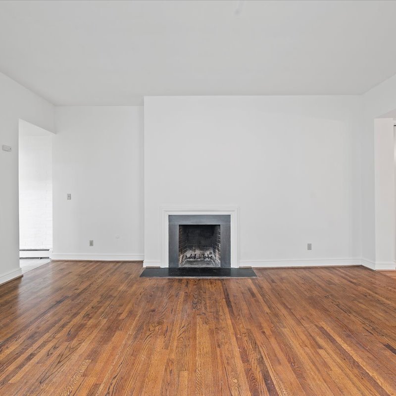 interior of Apt. 22