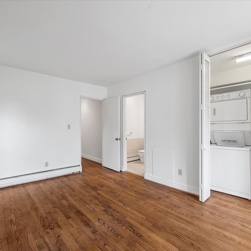 interior of Apt. 22