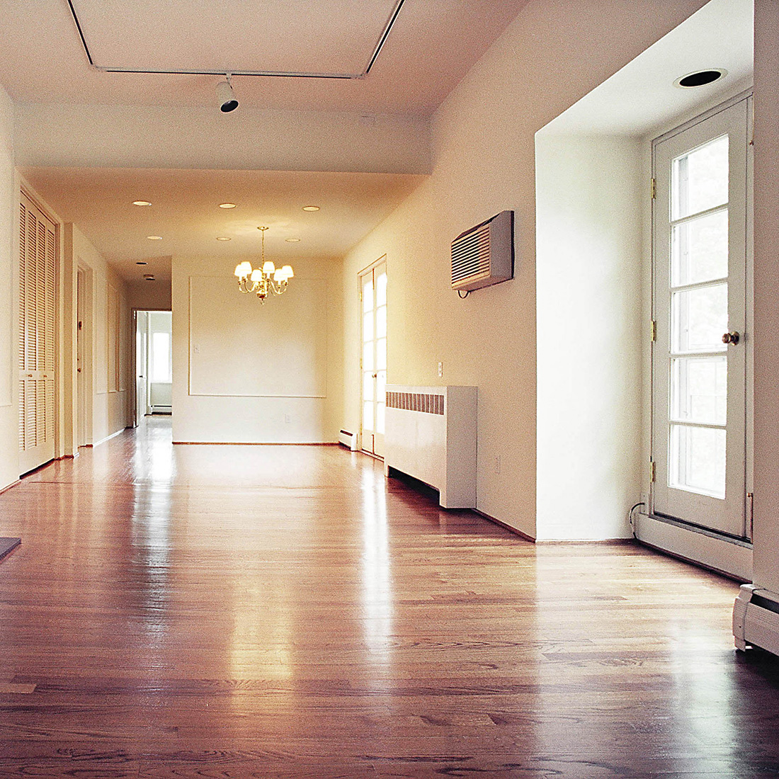 interior of Apt. 32