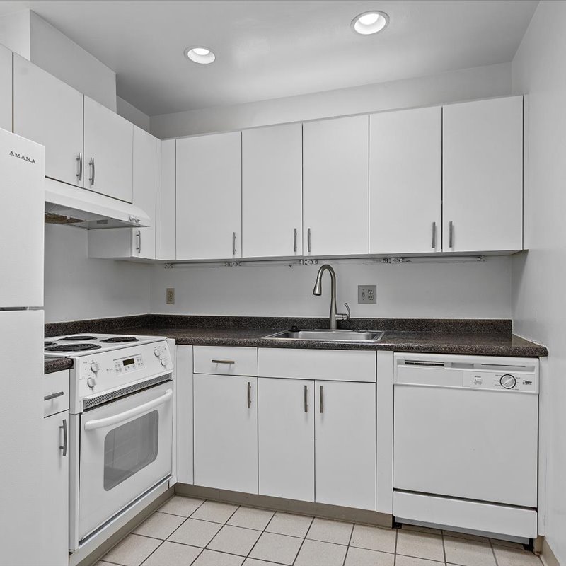interior of Apt. 31
