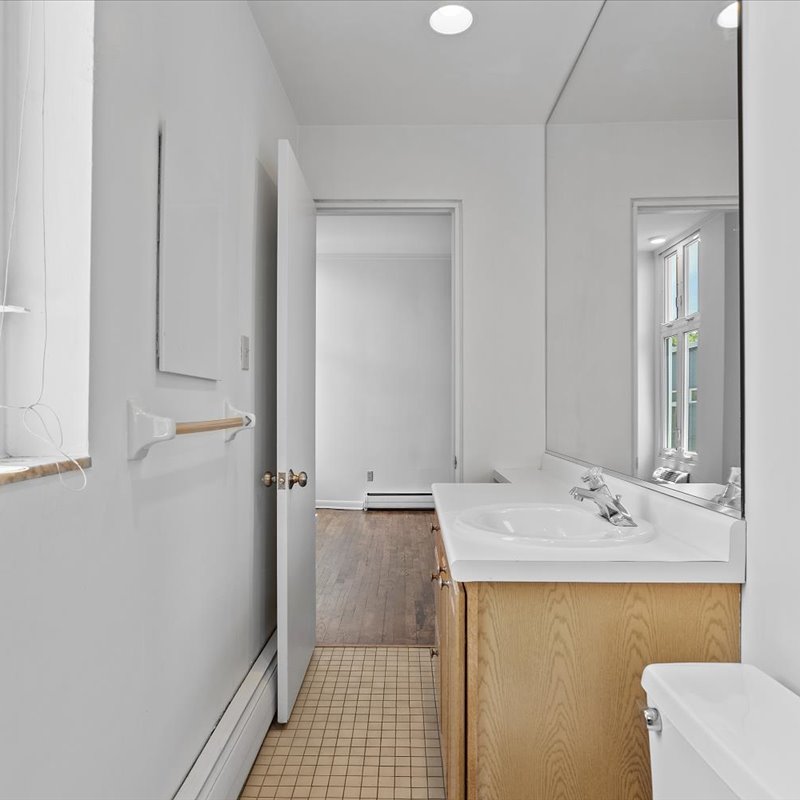 interior of Apt. 31