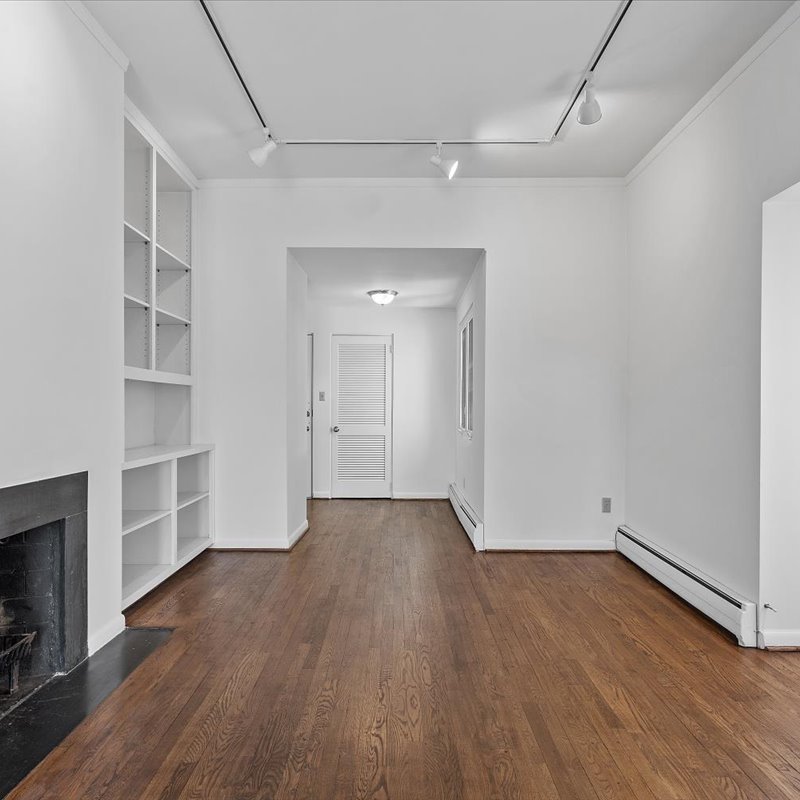 interior of Apt. 31