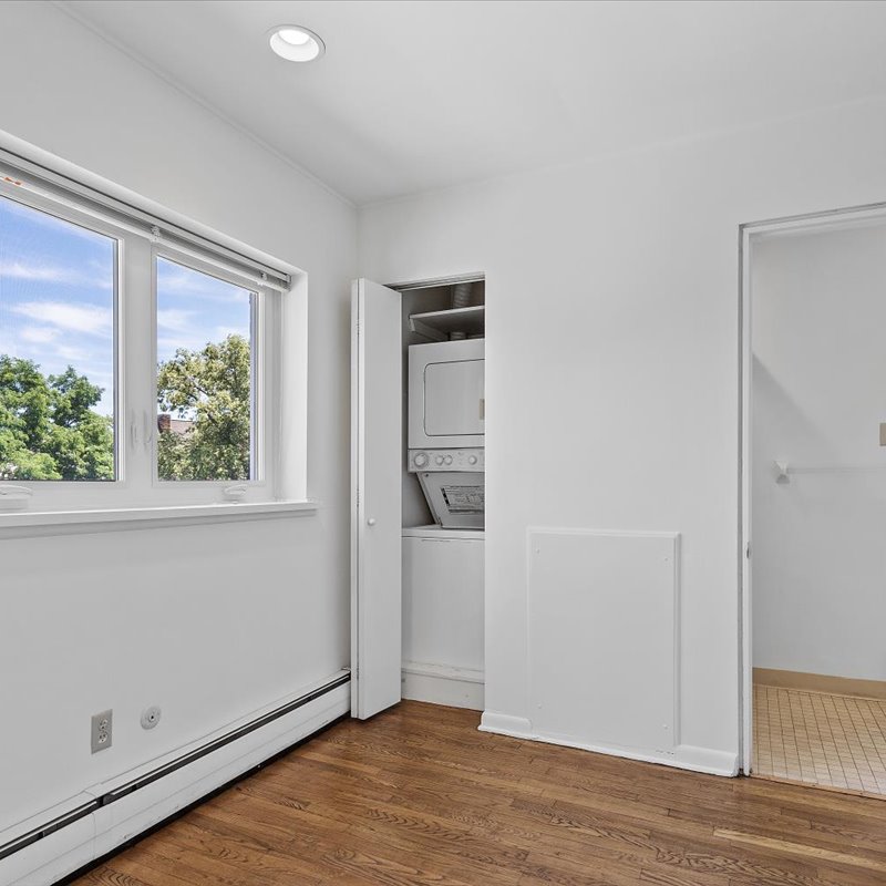 interior of Apt. 31
