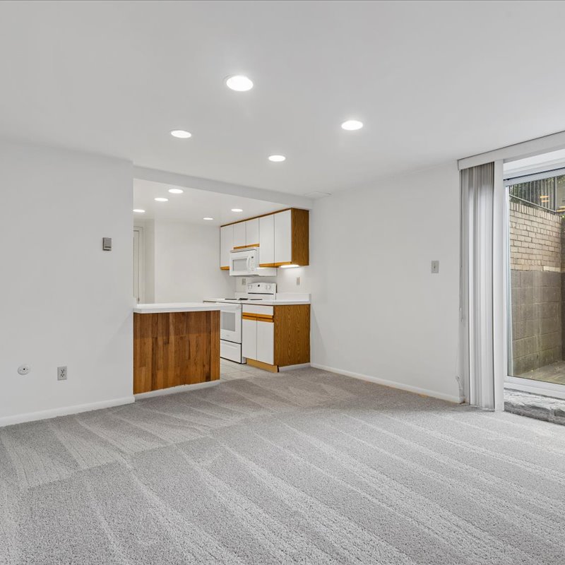 interior of Apt. 10