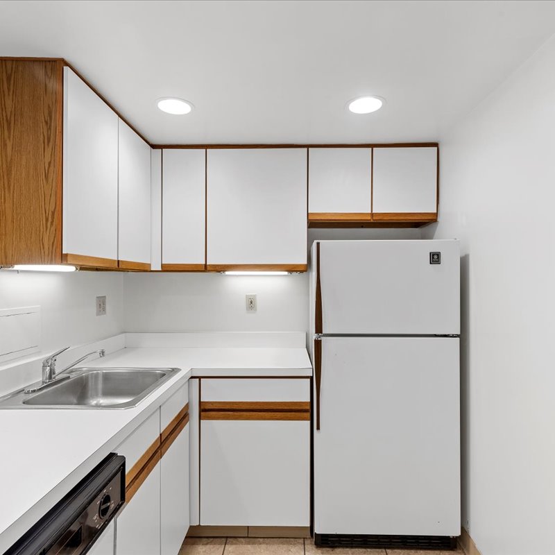 interior of Apt. 10