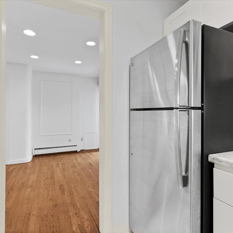 interior of Apt. 21