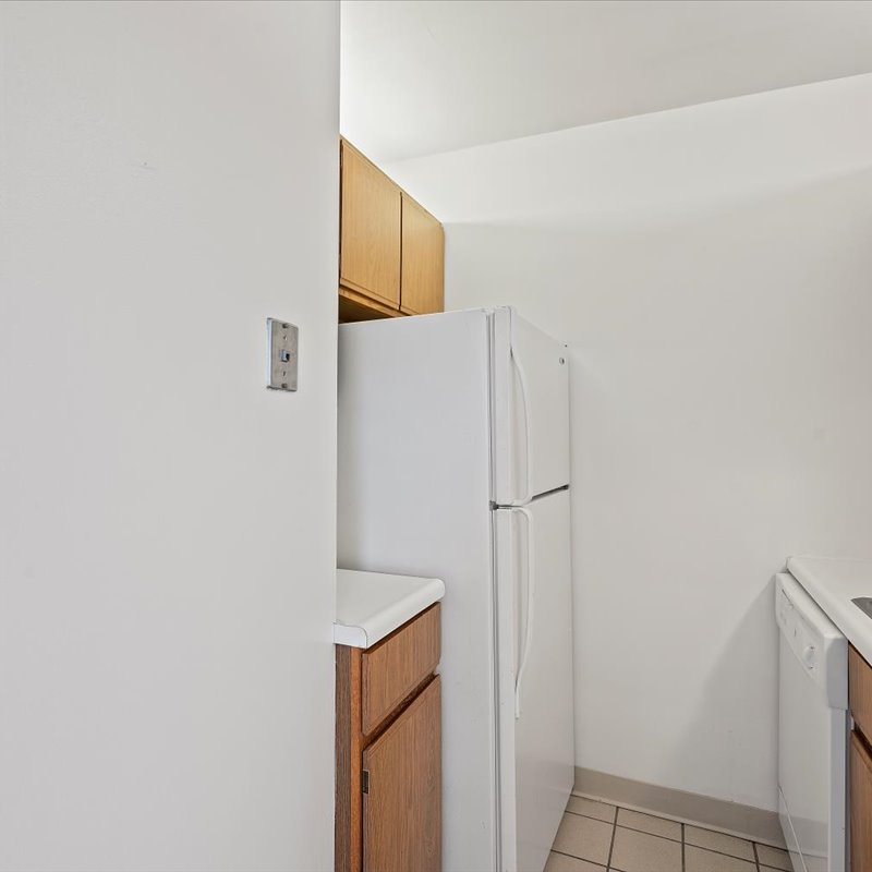 interior of Apt. 33