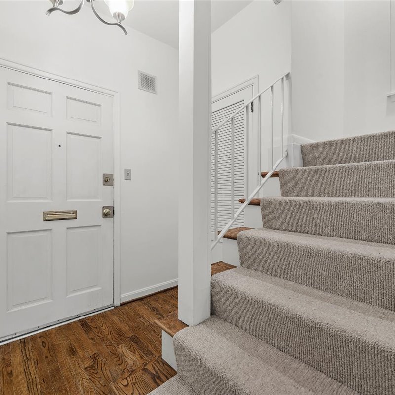 interior of 6342A Walnut