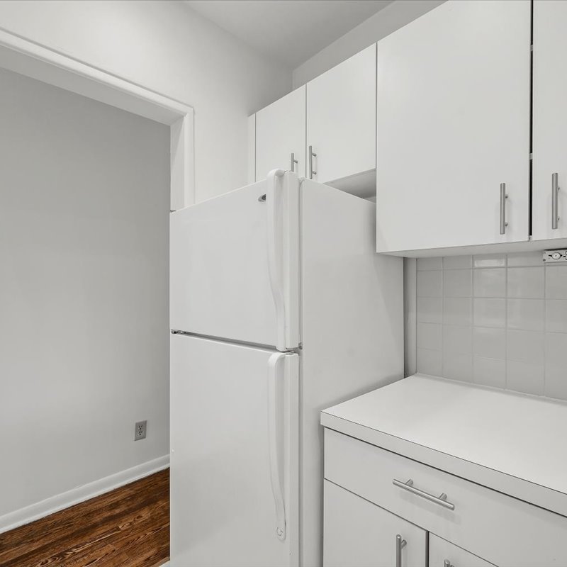 interior of 6342A Walnut