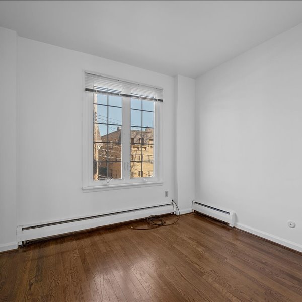 interior of 6344A Walnut