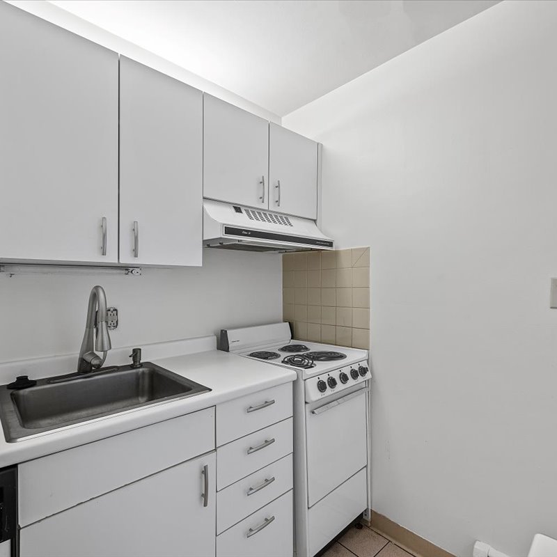 interior of Apt 11