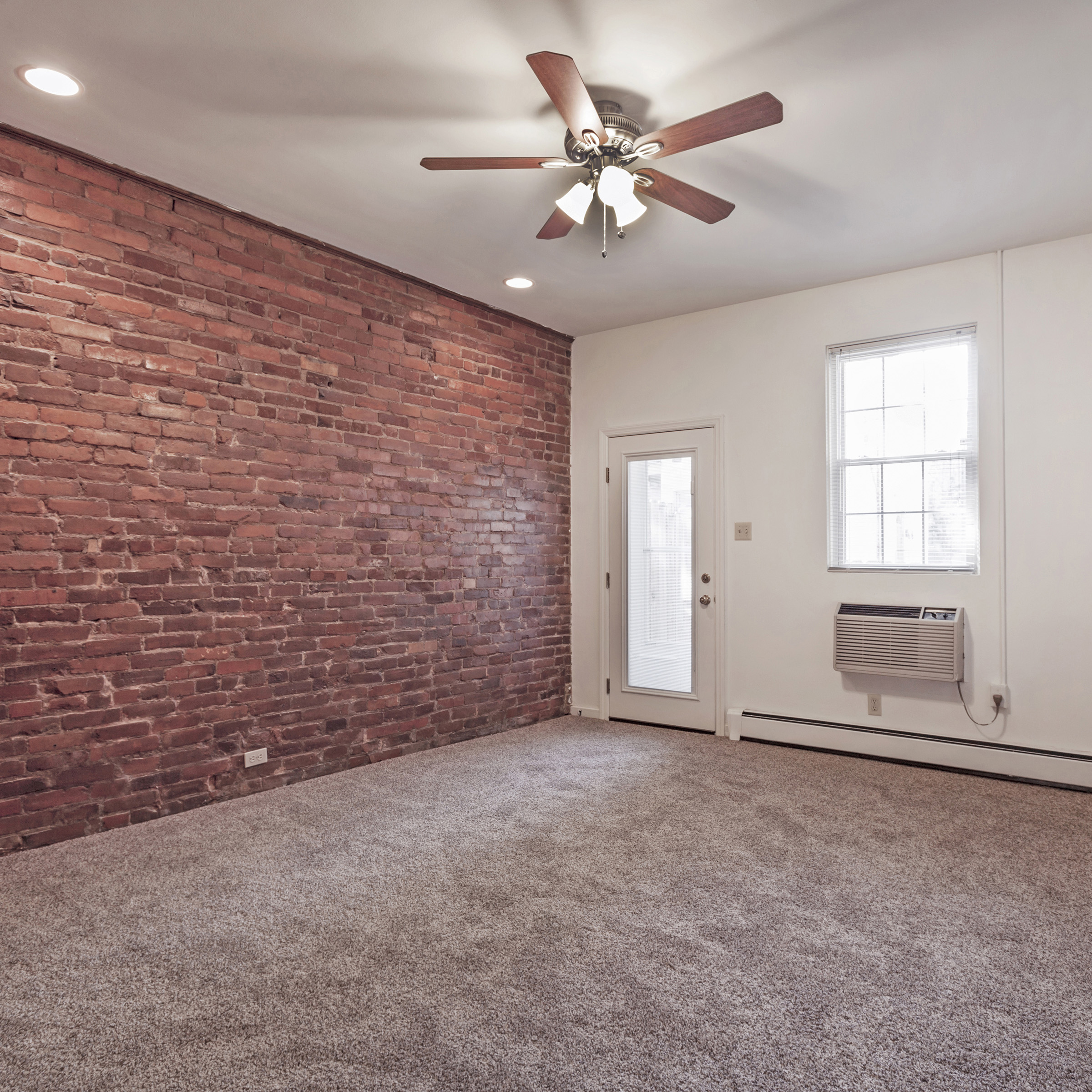 interior of 2 Rosary Way