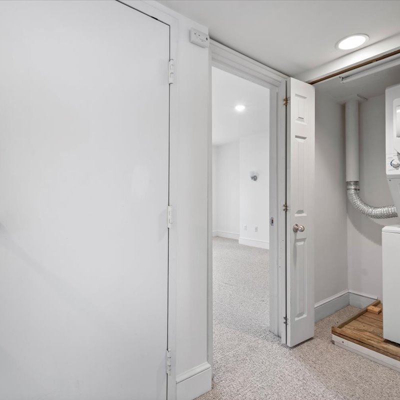 interior of 272A Shady